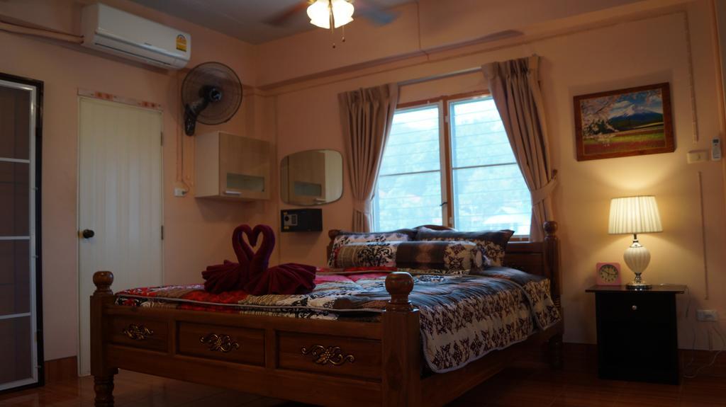Kata Apartment Bagian luar foto