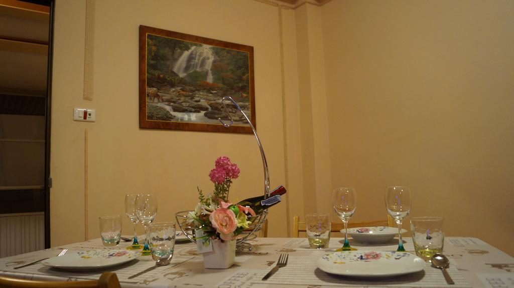 Kata Apartment Bagian luar foto