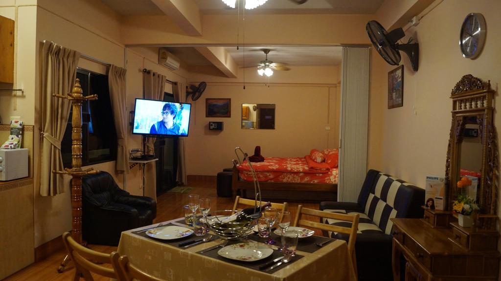 Kata Apartment Bagian luar foto