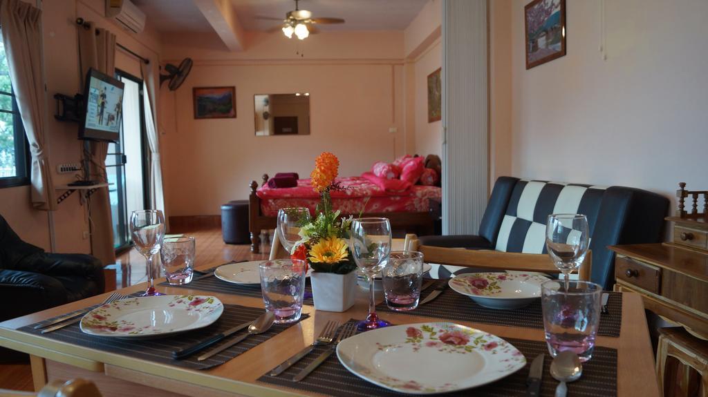 Kata Apartment Bagian luar foto