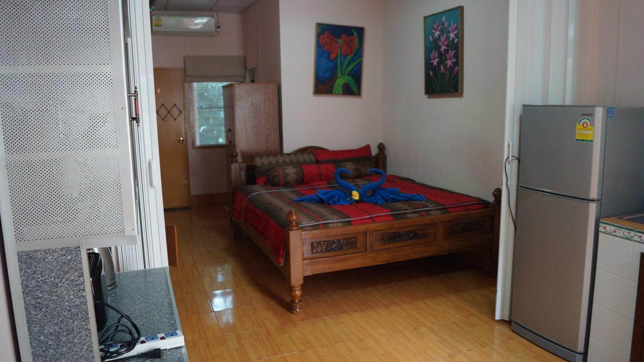 Kata Apartment Bagian luar foto